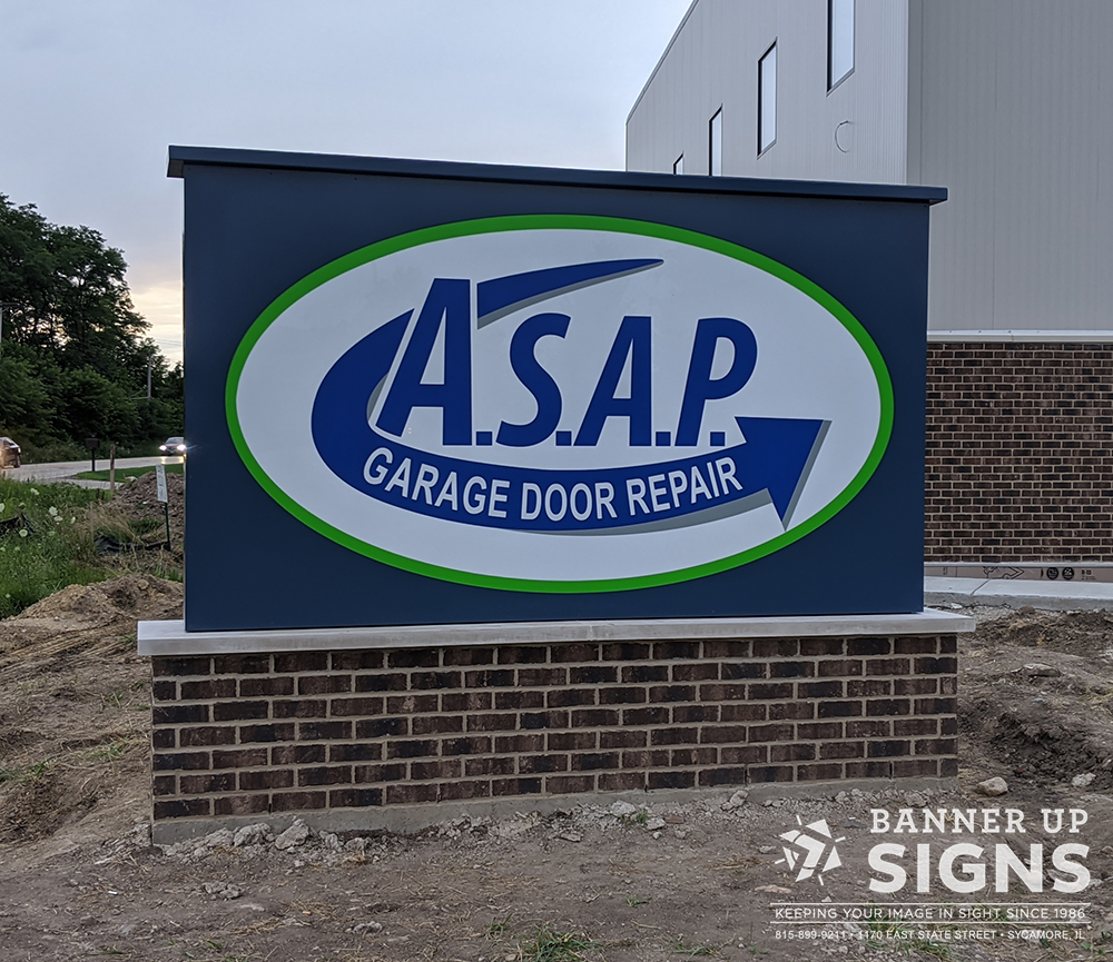 Banner Up Signs creates and install custom outdoor monument signs 