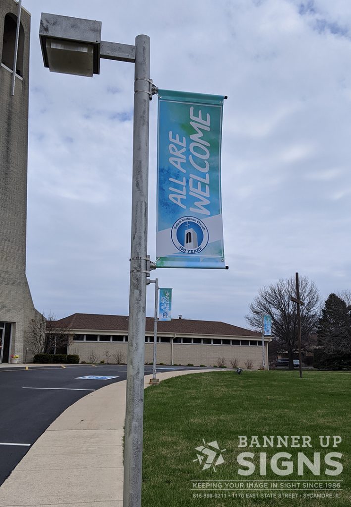Street light pole welcome banner created by Banner Up
