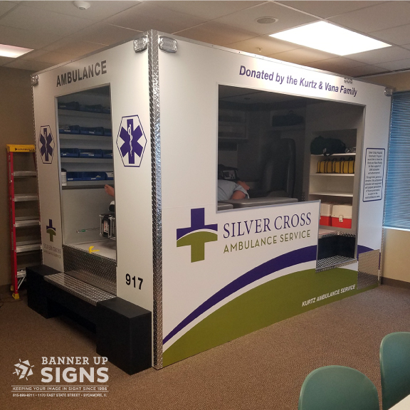 Banner Up understands the dynamics of tradeshows & events. We craft signage to align with your brand identity & connect with your audience.